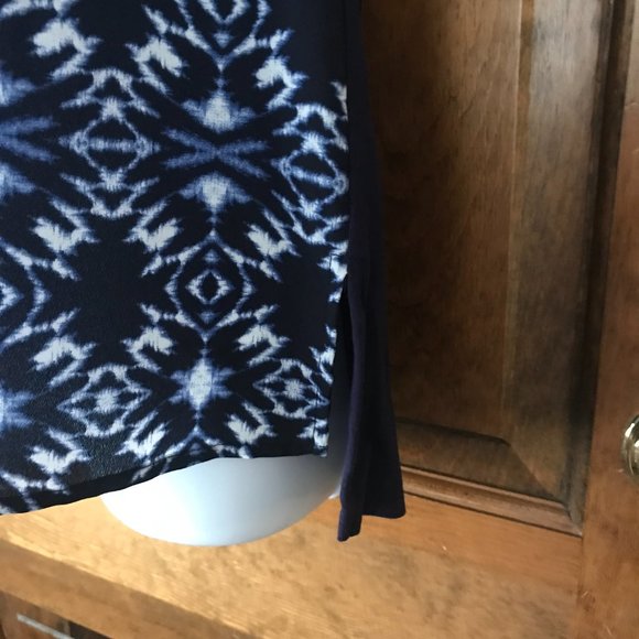 Vince Camuto Navy w/Ivory Geometric Sleeveless Pullover Top Petite Medium - Picture 5 of 12